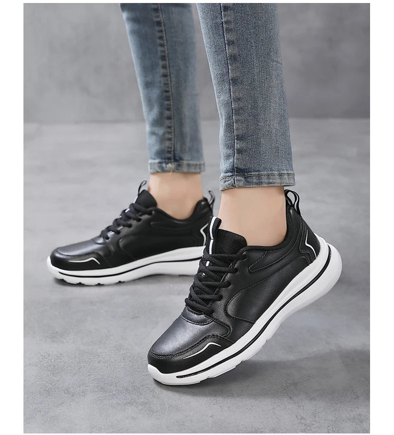 Women Casual Sneakers Running Sport Shoes Mesh Breathable Female Walking Jogging Shoes Comfortable Black White Tennis Sneakers