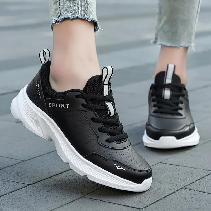 Women's Casual Shoes Breathable Walking Strap Flat Shoes Sports Tennis Women's White and Black Casual Training Shoes New 2024