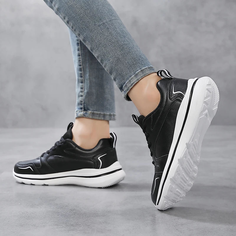 Women Casual Sneakers Running Sport Shoes Mesh Breathable Female Walking Jogging Shoes Comfortable Black White Tennis Sneakers