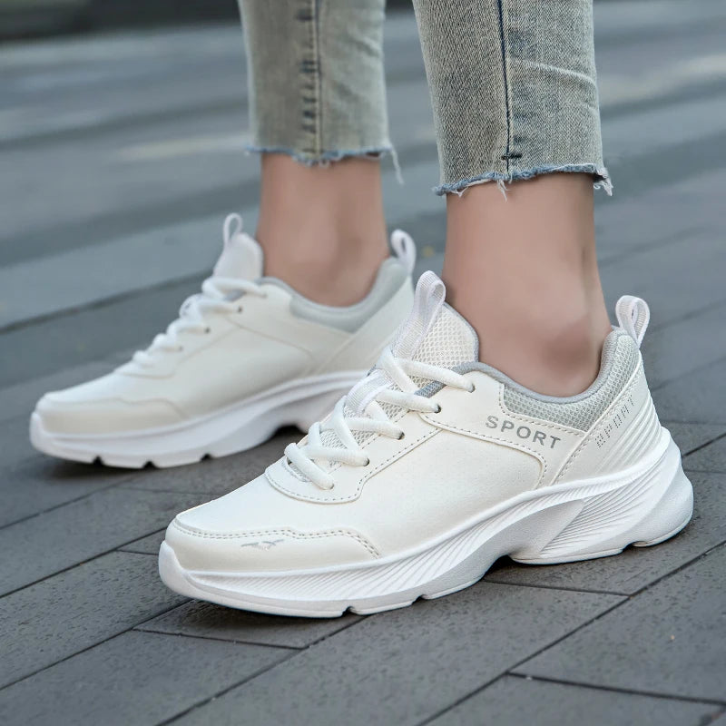 Women's Casual Shoes Breathable Walking Strap Flat Shoes Sports Tennis Women's White and Black Casual Training Shoes New 2024