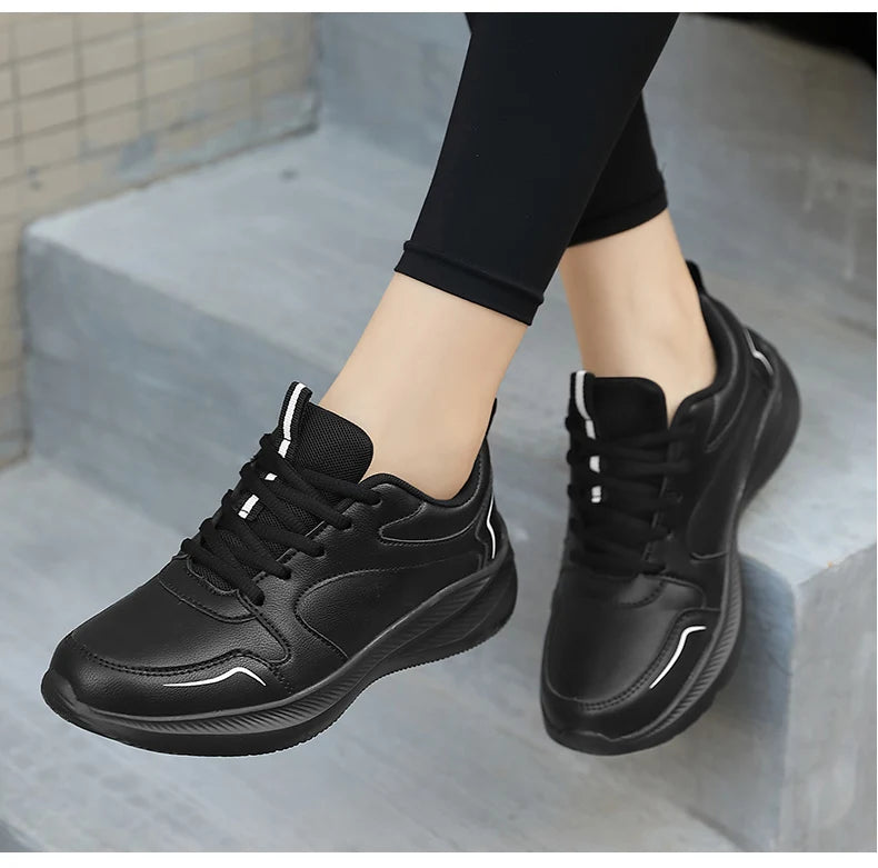 Women Running Shoes PU Leather Lace-up Men Warm Light Walking Sneaker Fitness Sport Flats Comfortable Black Size 35-44 Loafers