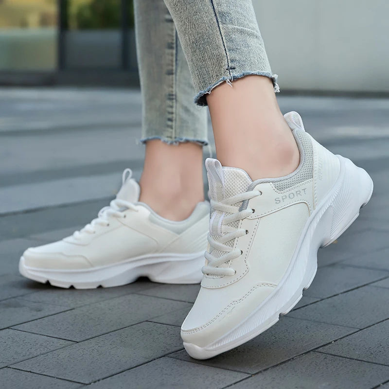 Women's Casual Shoes Breathable Walking Strap Flat Shoes Sports Tennis Women's White and Black Casual Training Shoes New 2024