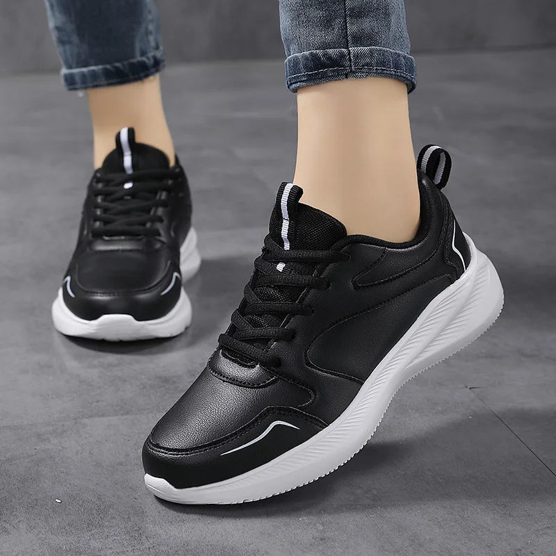 Women Running Shoes PU Leather Lace-up Men Warm Light Walking Sneaker Fitness Sport Flats Comfortable Black Size 35-44 Loafers